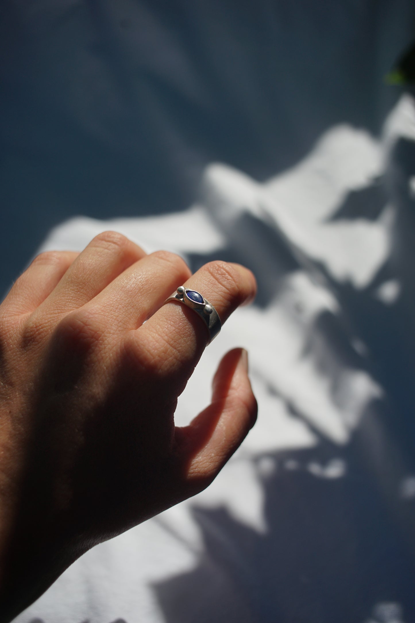 Blau opal ring